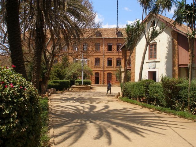 antsirabeoctobre2006222sp1.jpg,  bytes